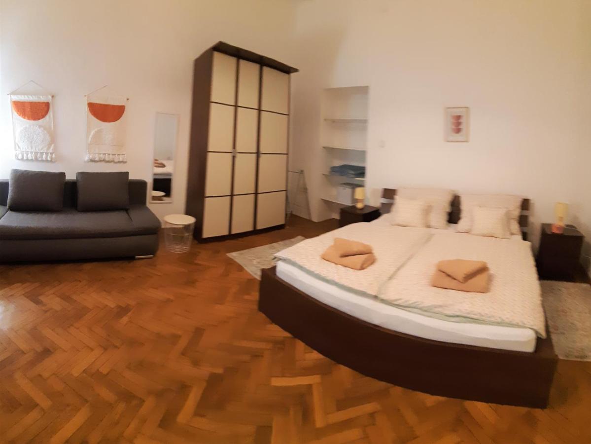 Citypark Classic Downtown Apartment Budapest Exterior foto