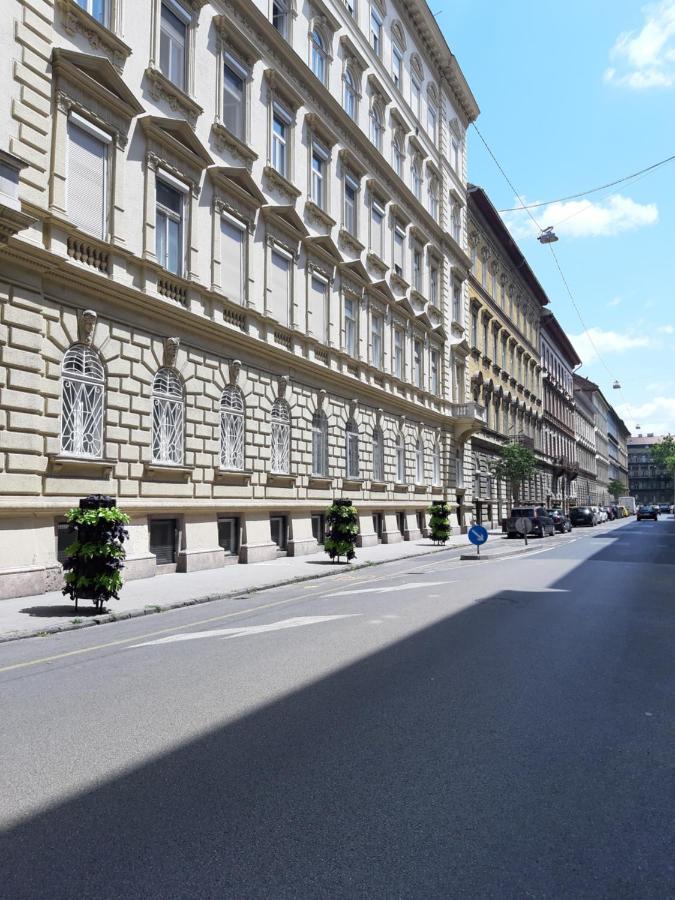 Citypark Classic Downtown Apartment Budapest Exterior foto
