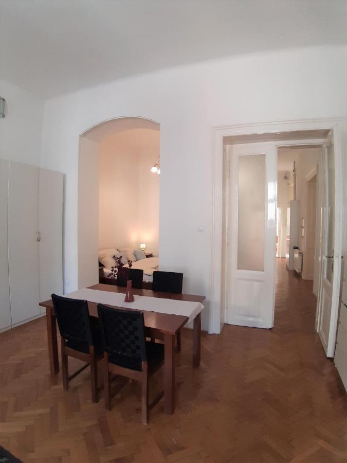 Citypark Classic Downtown Apartment Budapest Exterior foto